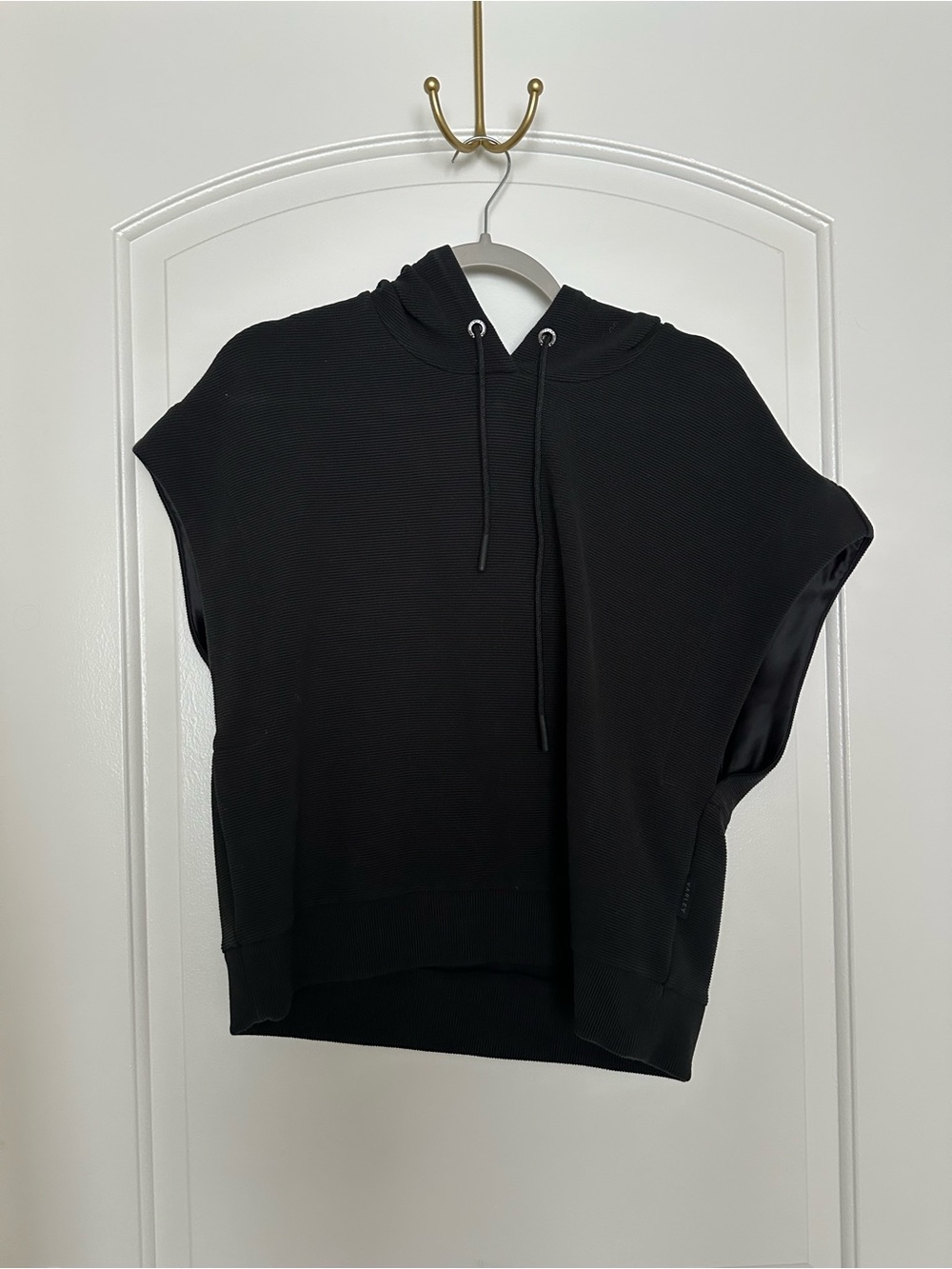 Varley short sleeve hoodie